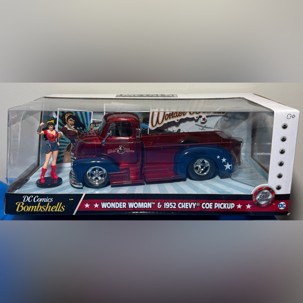 DC Comics Wonder Woman 1952 Chevy COE Pickup